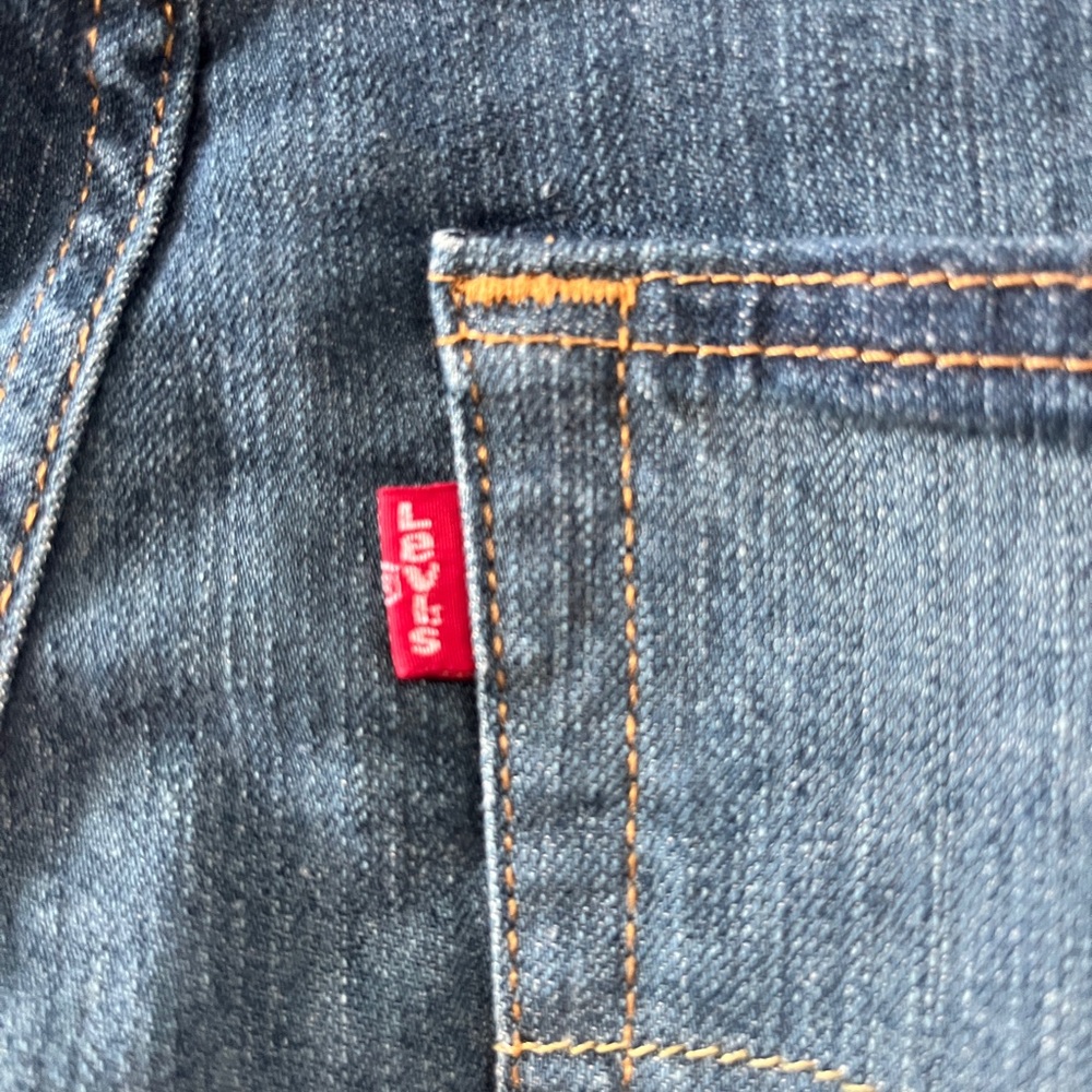 Levi's 502 Jeans - Picture 4 of 4